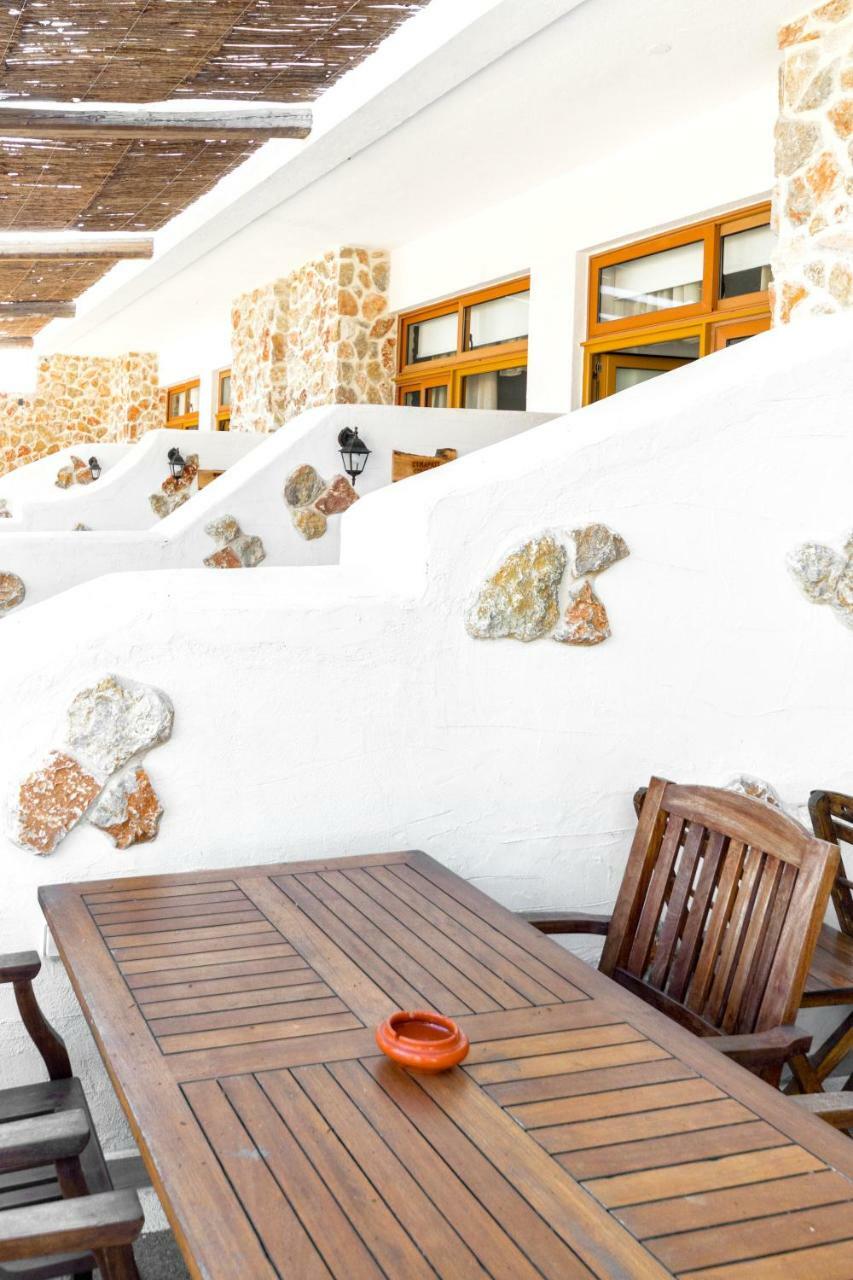 Limeri Traditional Gasthof Monolithos (Rhodes)
